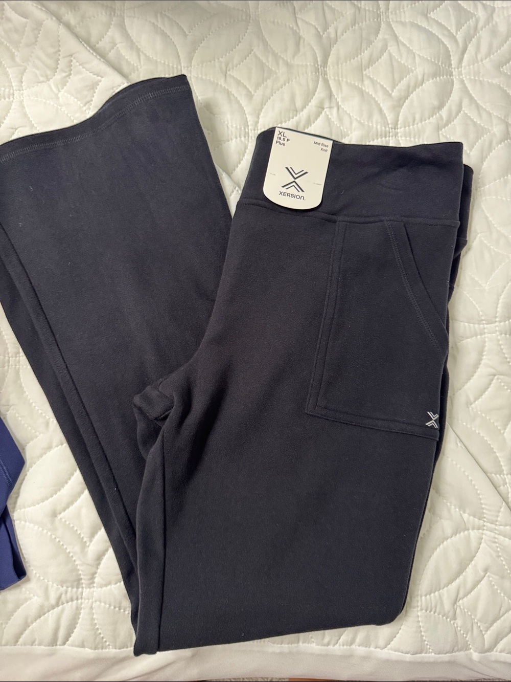 Xersion Kids Black Cozy Jogger Fleece Leggings